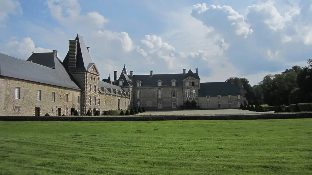 Château de Canisy, lieu de séminaire à Canisy